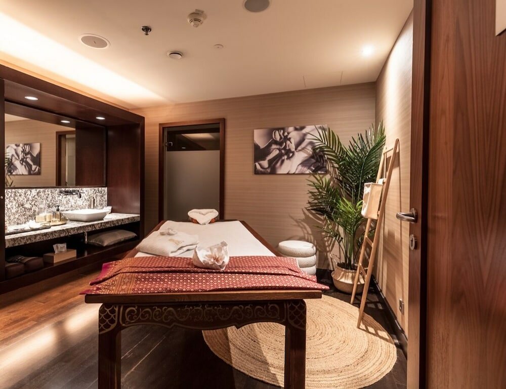 Фото Sheraton Bratislava Hotel