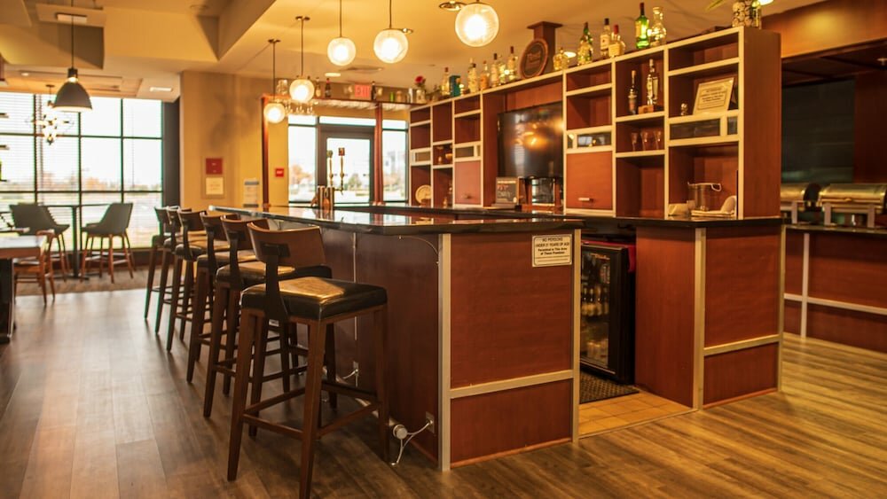 Фото Four Points by Sheraton Oklahoma City Quail Springs