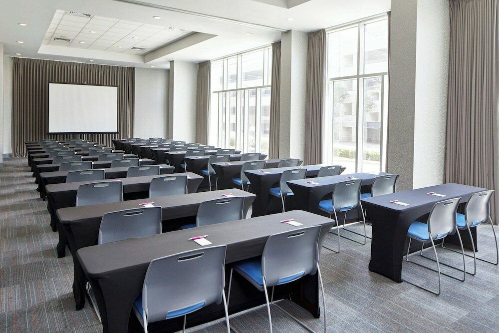 Фото Aloft Austin at The Domain