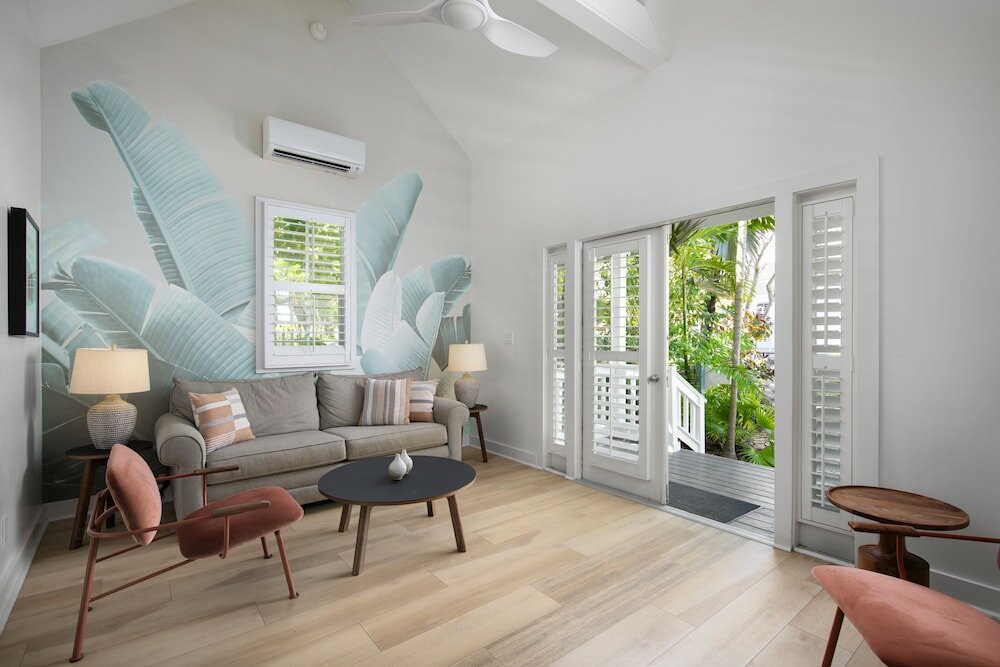 Фото Paradise Inn Key West - Adults Only