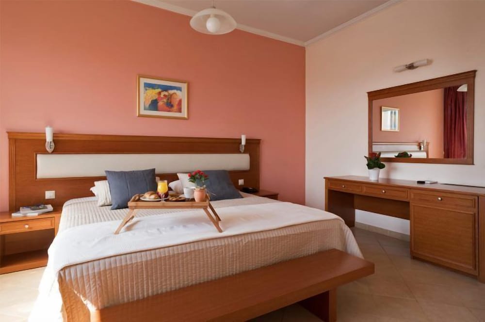 Фото Acharnis Kavallari Hotel Suites