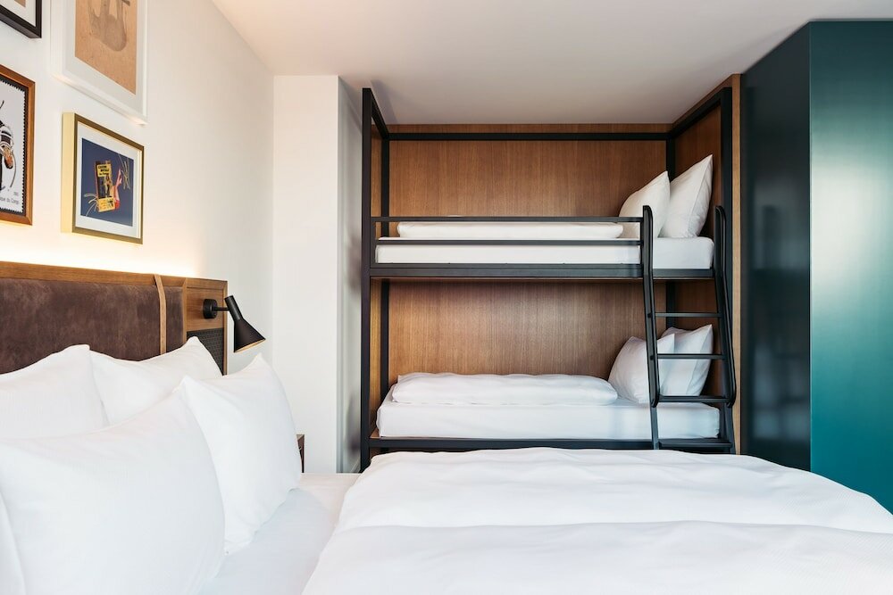 Фото Hotel Schani Uno City