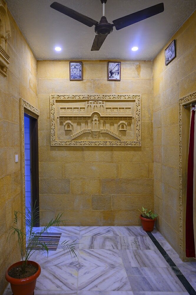 Фото Hotel Akashdeep