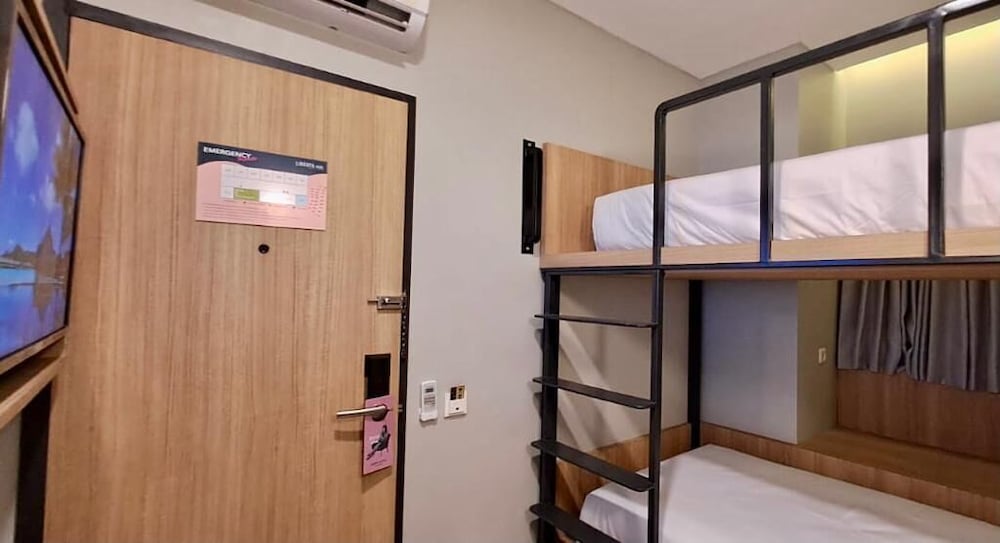 Фото Liberta Hub Blok M Jakarta