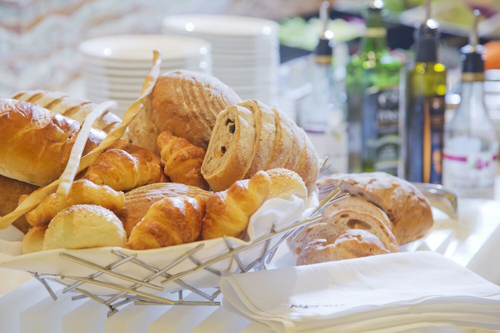 Фото The Lin Hotel