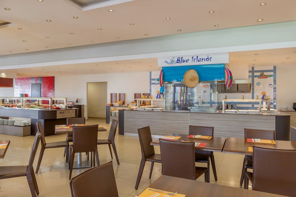 Фото Sol Cosmopolitan Rhodes - All inclusive