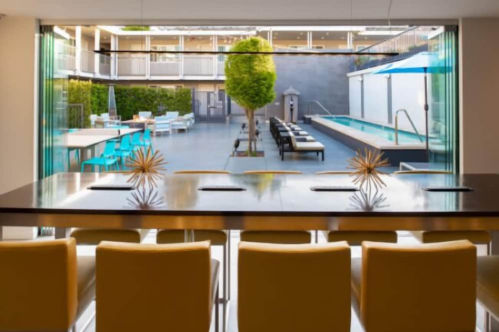 Фото Hotel Lucent