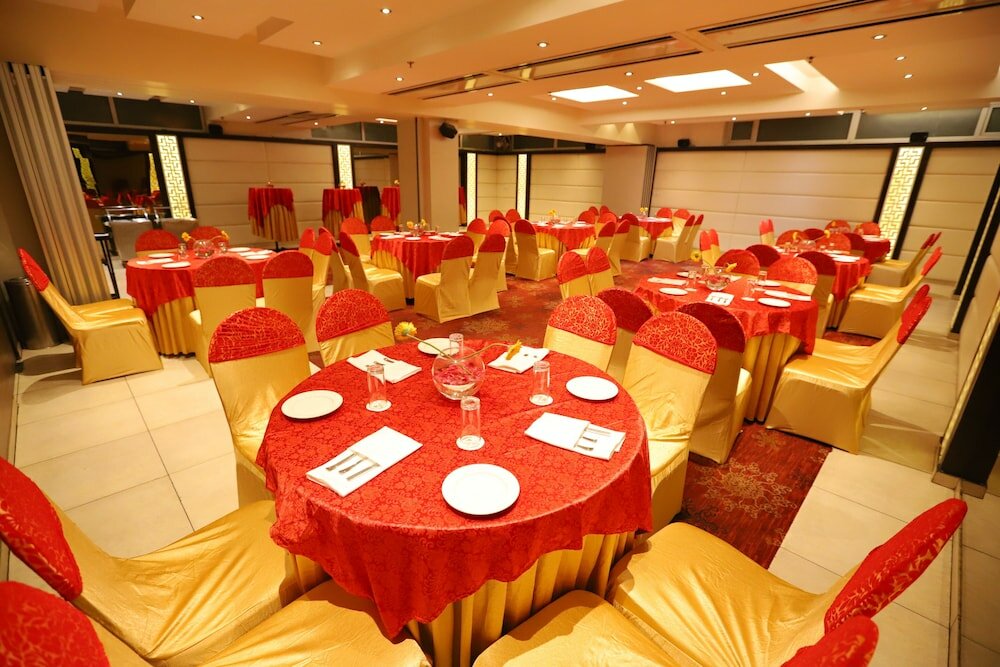 Фото Hotel Amrapali Grand