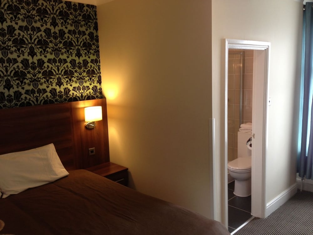 Фото Ely House Hotel