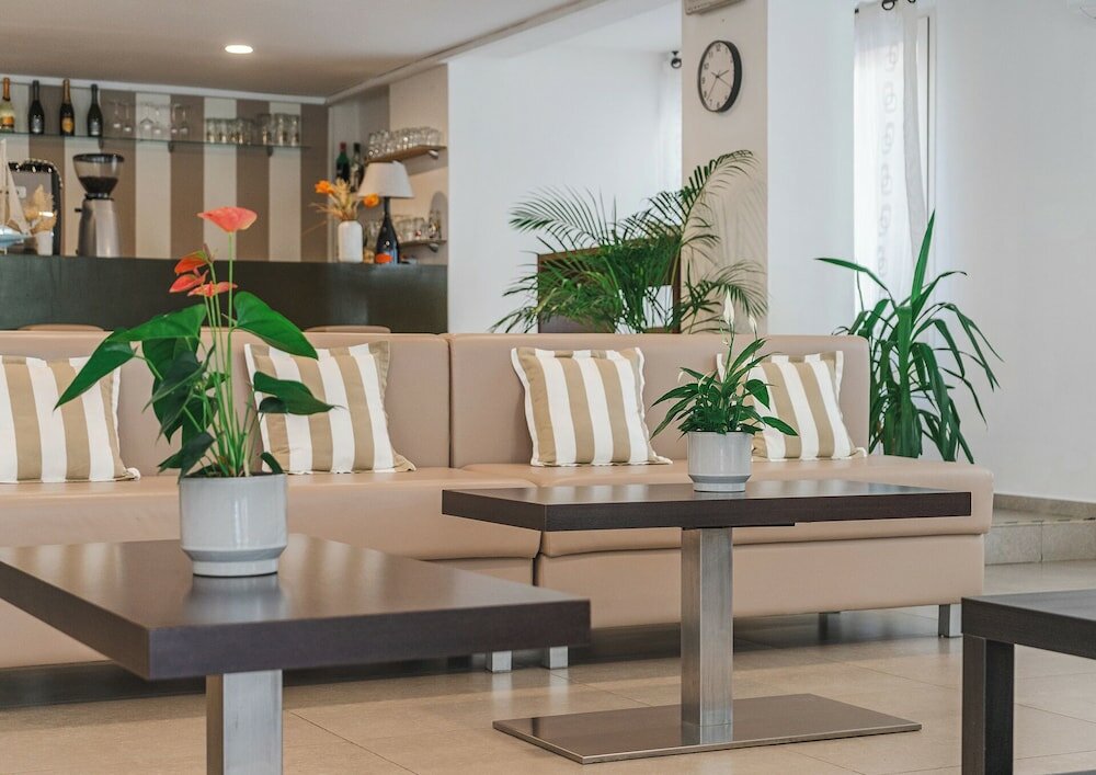 Фото Hotel Carmen