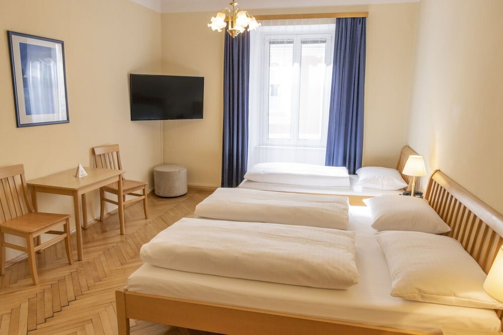 Фото Hotel Mariahilf