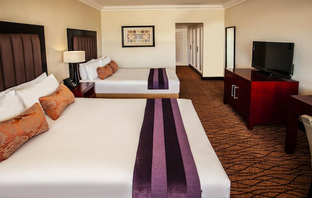 Фото Avani Windhoek Hotel & Casino