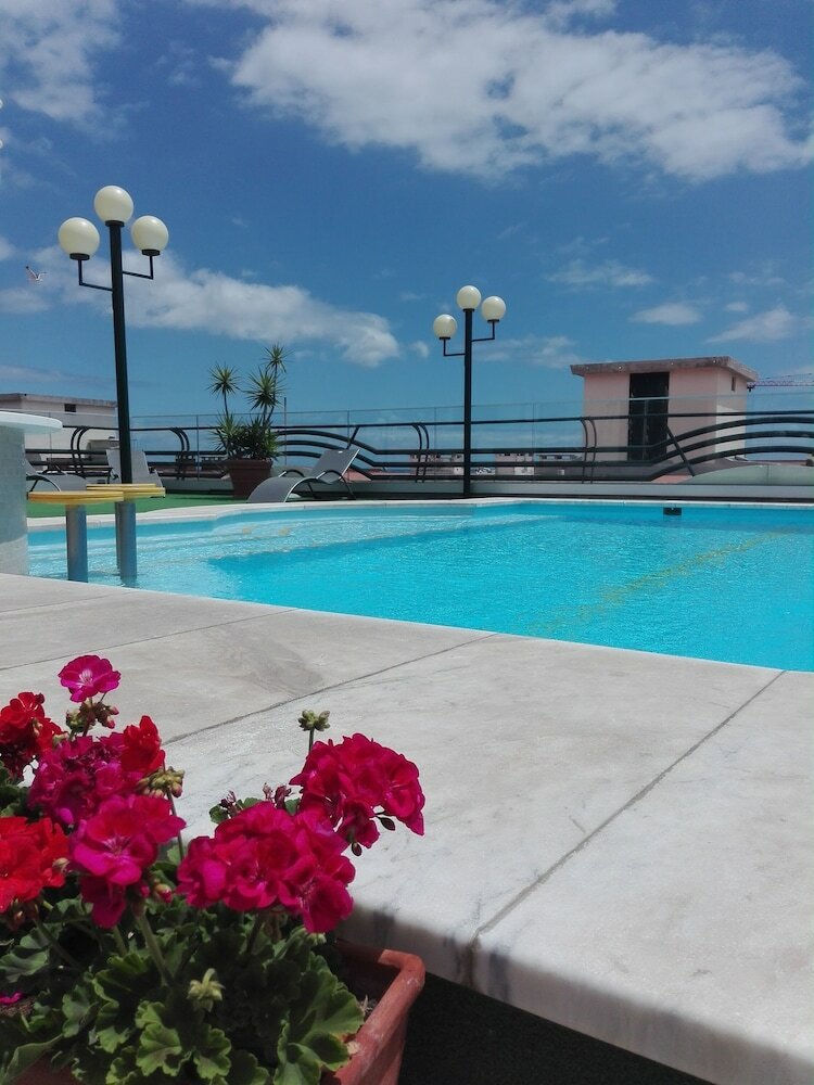 Фото Hotel Windsor