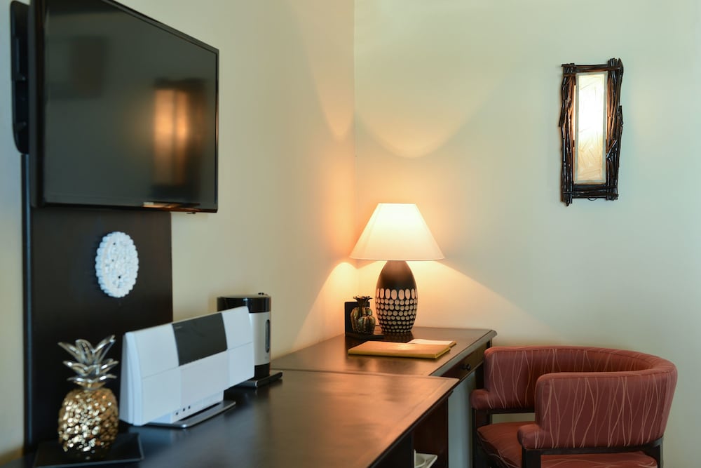 Фото Andaman White Beach Resort