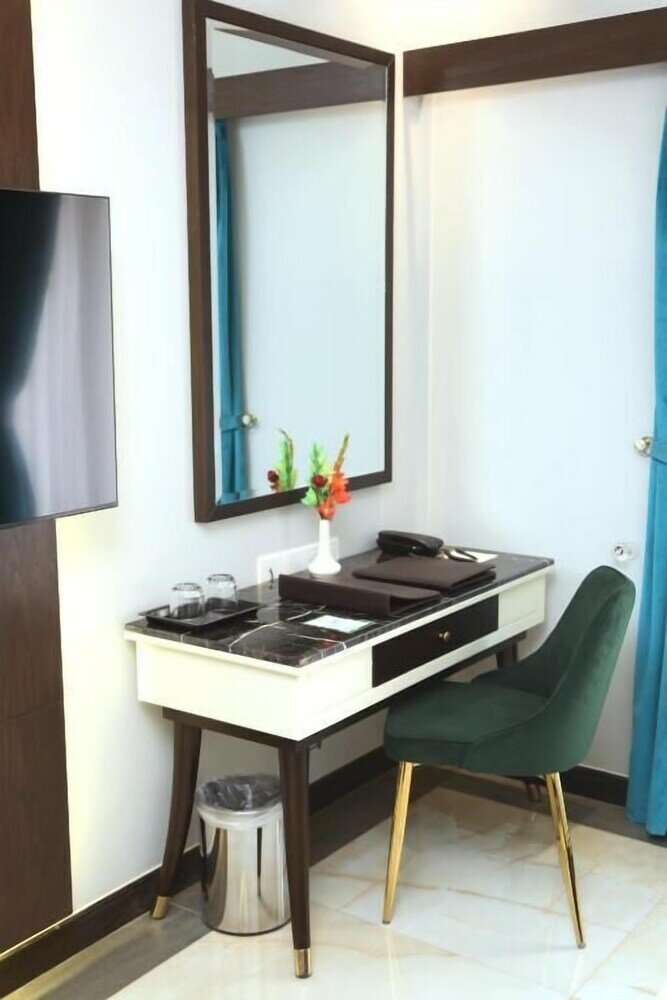 Фото Faletti's Grand Hotel Multan