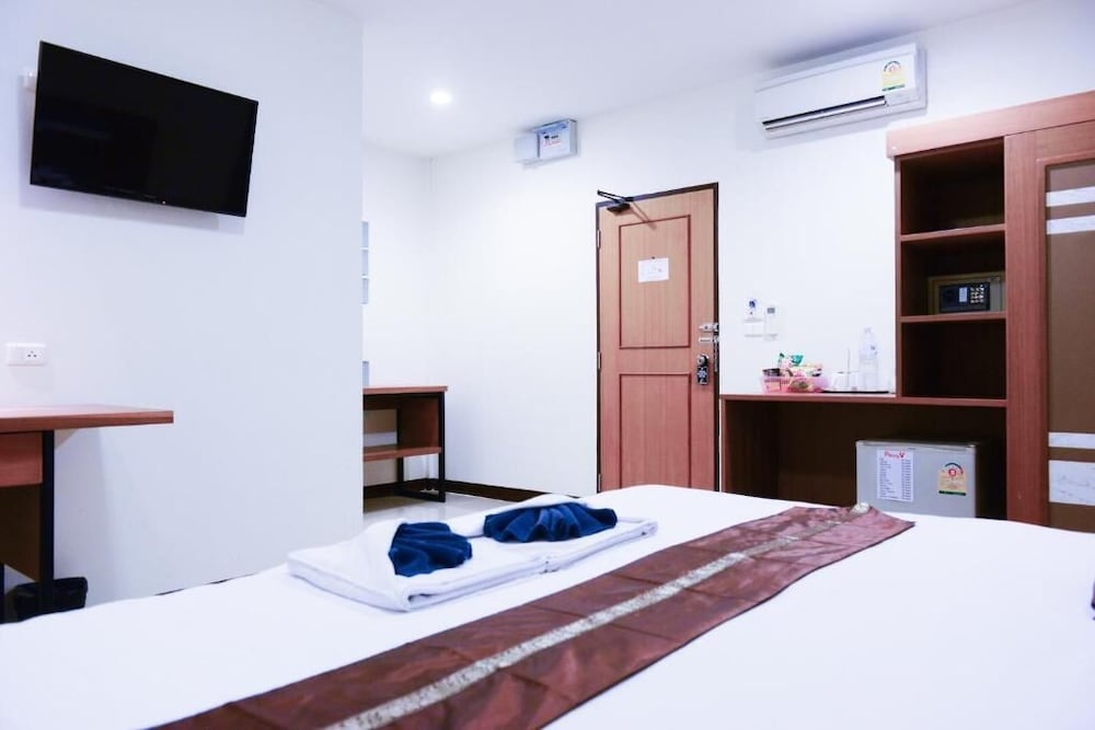 Фото Patong V Hotel