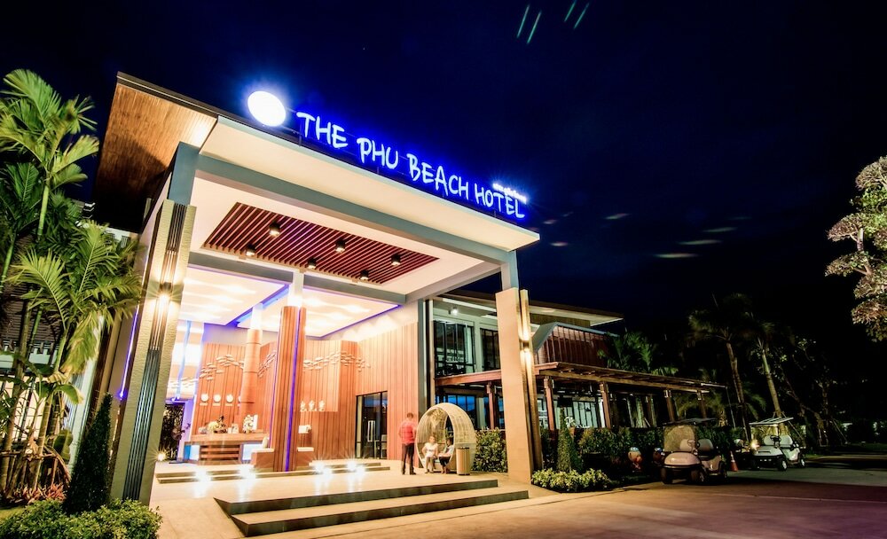 Фото The Phu Beach Hotel