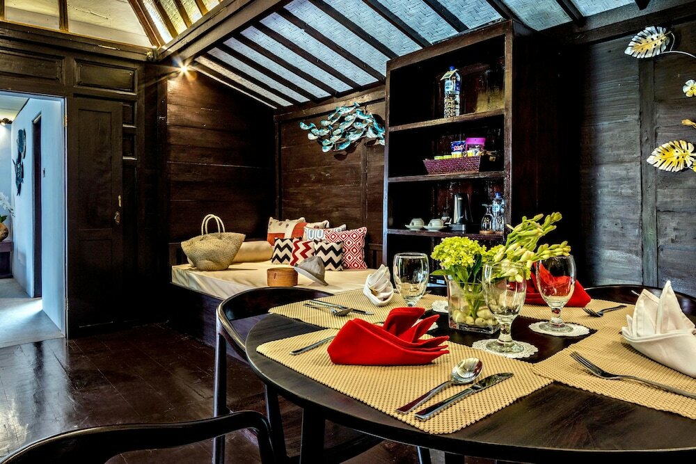 Фото Canvas Escape Resort