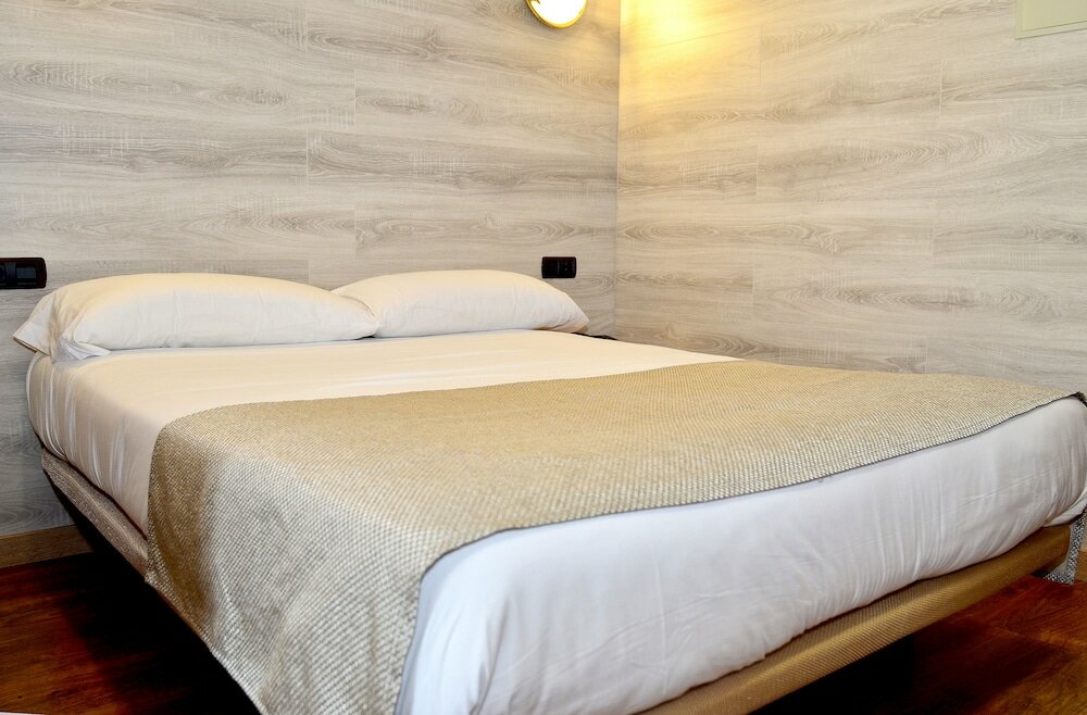 Фото Hotel Cal Ruiz