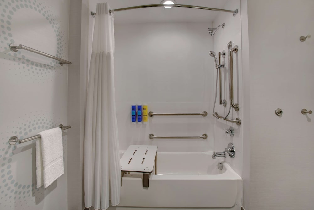 Фото Tru by Hilton Northlake Fort Worth, Tx