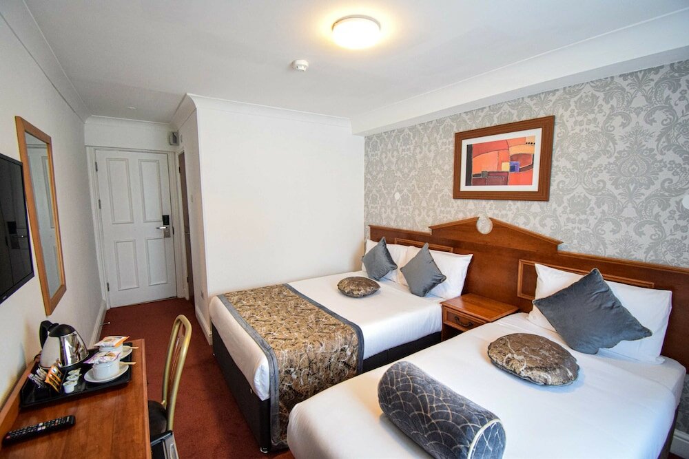 Фото Pembridge Palace Hotel