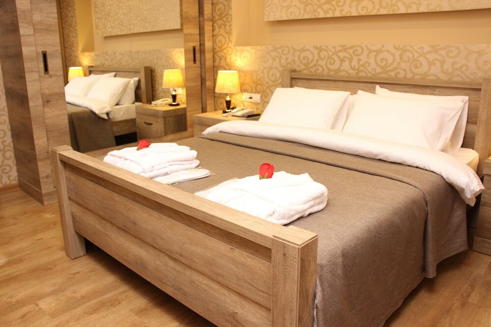 Фото Отель Monopoli Кутаиси