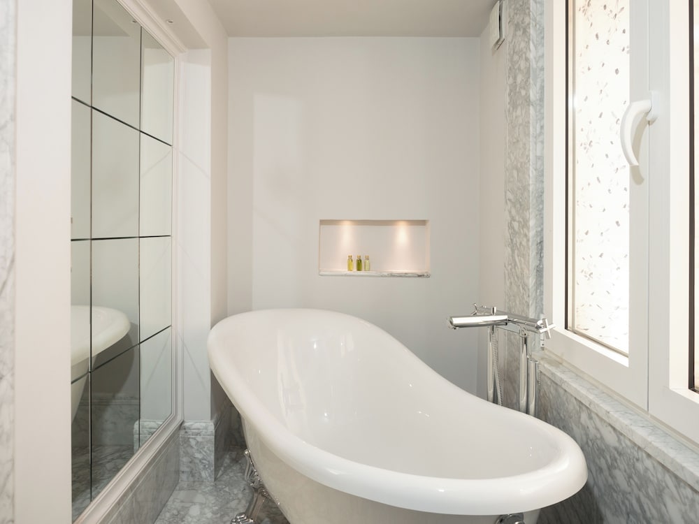 Фото Ebel Boutique Hotel