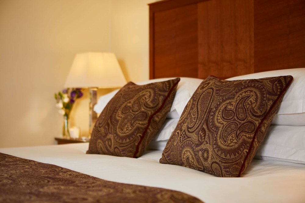 Фото Macdonald Houstoun House