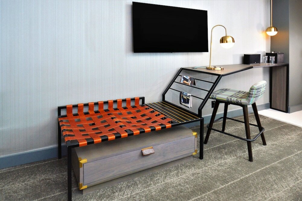 Фото Renaissance Reno Downtown Hotel & SPA