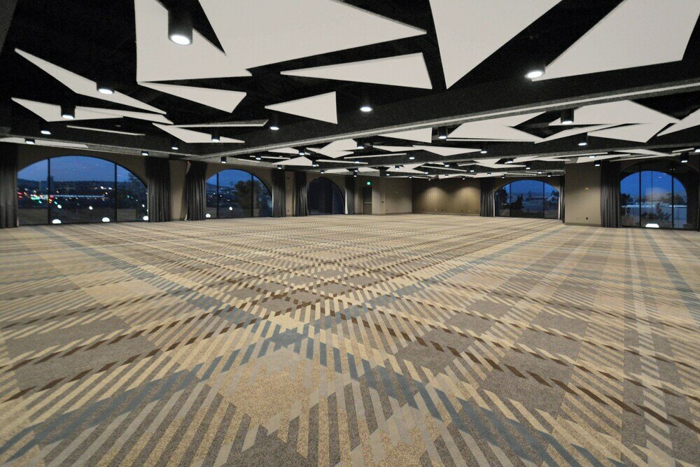 Фото Renaissance Reno Downtown Hotel & SPA