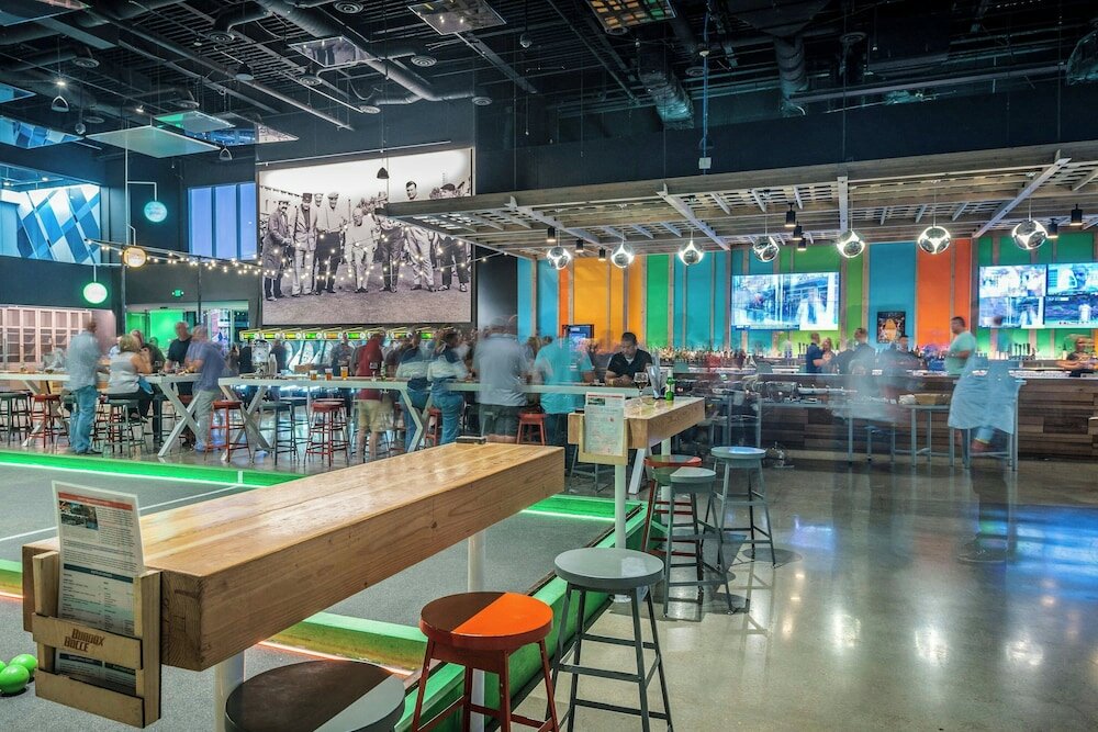 Фото Renaissance Reno Downtown Hotel & SPA