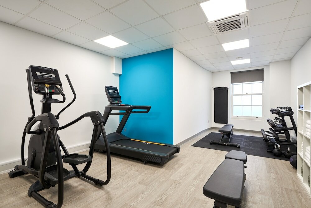 Фото Thistle London Park Lane