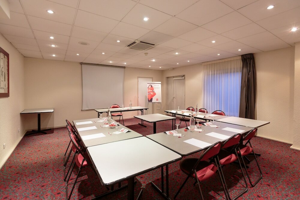 Фото ibis Clermont Ferrand Sud Carrefour Herbet