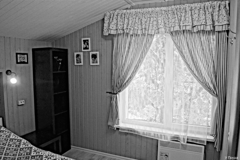 Фото У Пруда