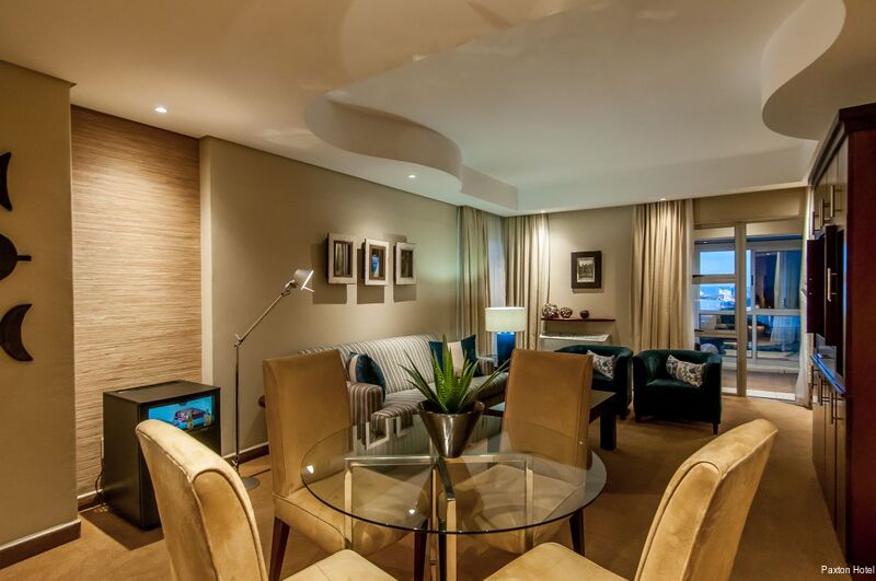 Фото The Paxton Hotel