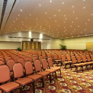 Фото Lakeshore Hotel & Apartments