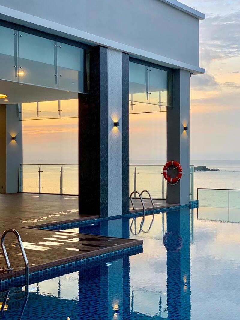 Фото Hompton by the Beach Penang