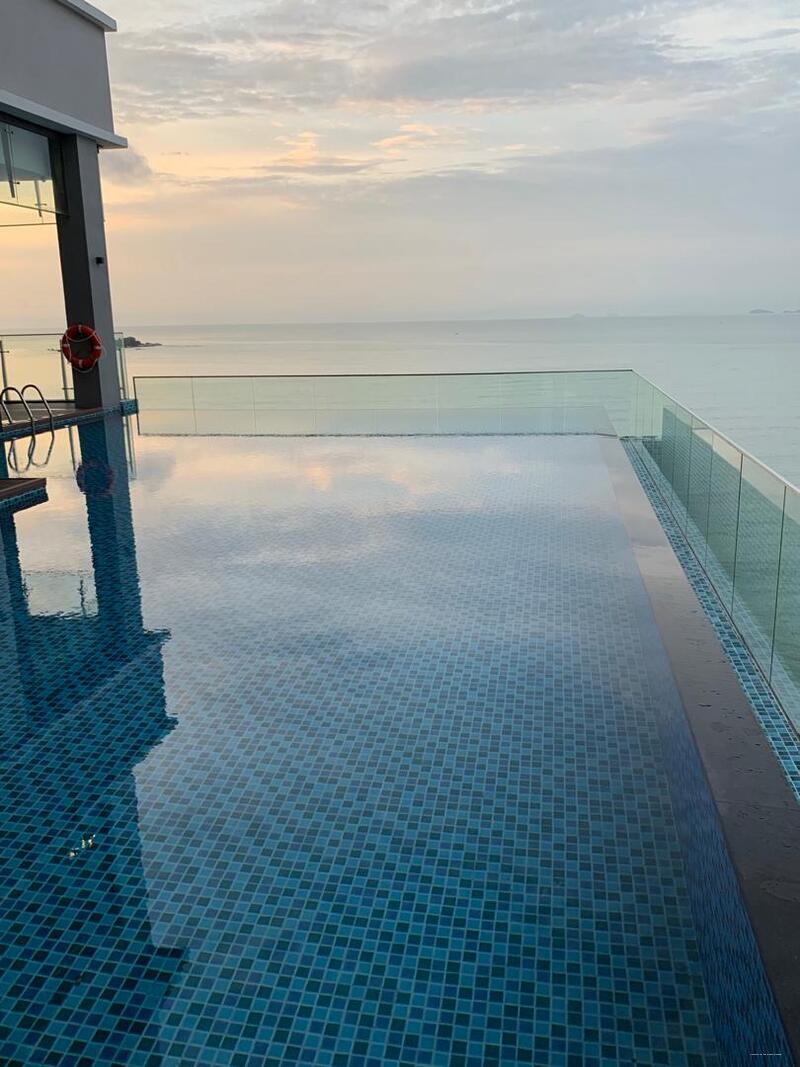 Фото Hompton by the Beach Penang