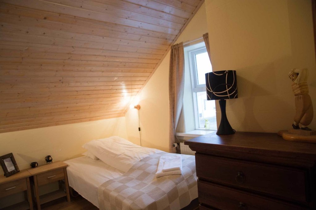 Фото Guesthouse Hvammur