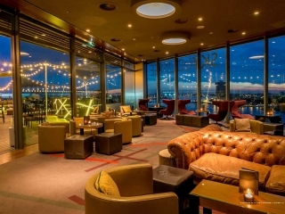 Фото DoubleTree by Hilton Amsterdam Centraal Station