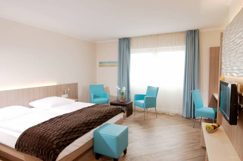 Фото Hotel Vier Jahreszeiten Lübeck