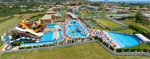 Caretta Beach Resort & Waterpark