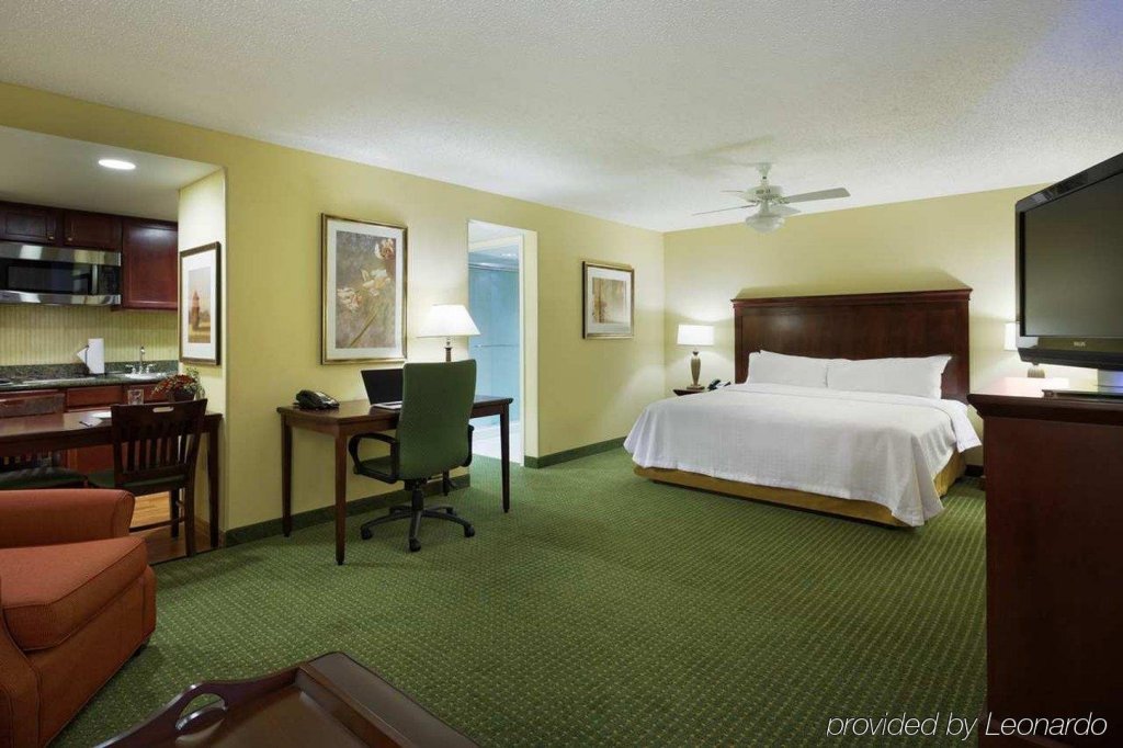Фото Homewood Suites Tampa Airport