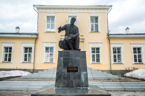 متحف Dom-Muzey P. I. Chaykovskogo ، ، صورة