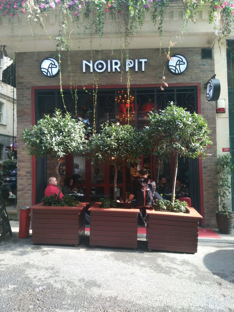 Kahve dükkanları Noir Pit Coffee, Beyoğlu, foto