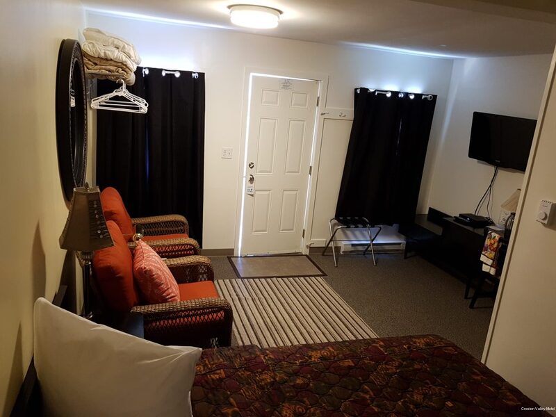 Фото Creston Valley Motel