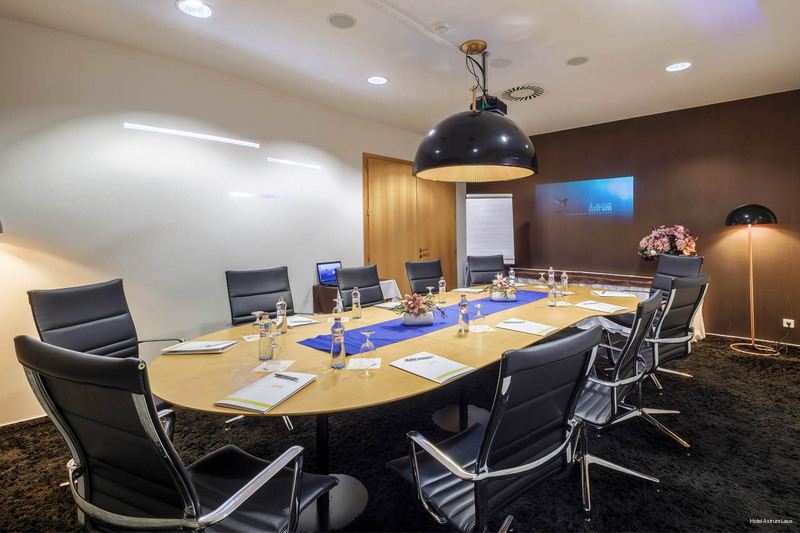 Фото Business Hotel Astrum Laus