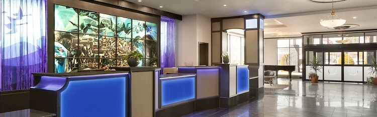 Фото Travelodge by Wyndham Hotel & Convention Centre Quebec City