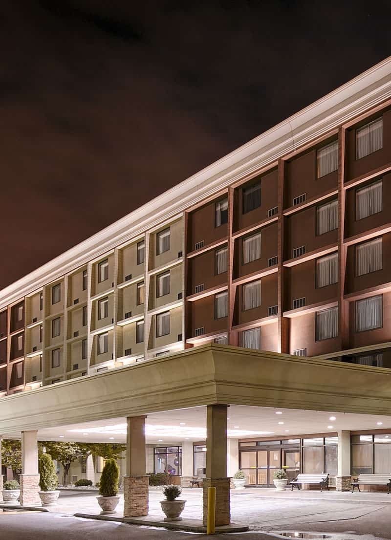 Фото Best Western Plus Toronto Airport Hotel