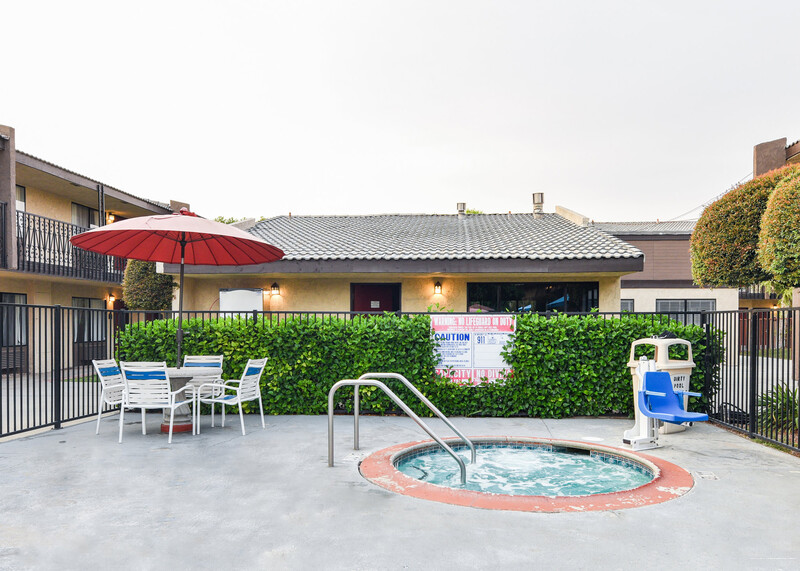 Фото Quality Inn & Suites Buena Park Anaheim